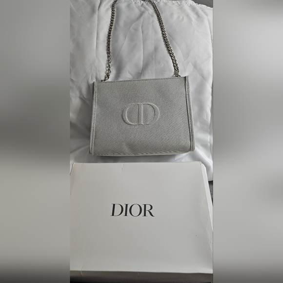 NIB Christian Dior "CD" Pouch with Double Snap Closure - Picture 13 of 14